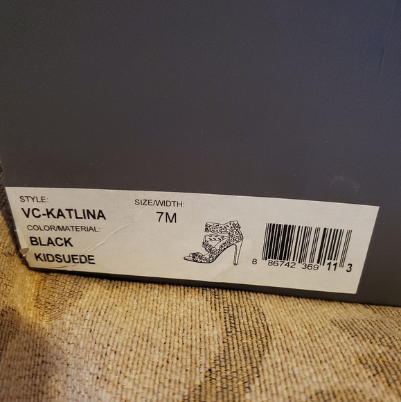 Vince Camuto black dressy high heels NWT - Picture 3 of 4